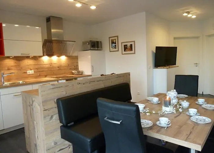 Riedhaus Am Siel Vakantiehuis *